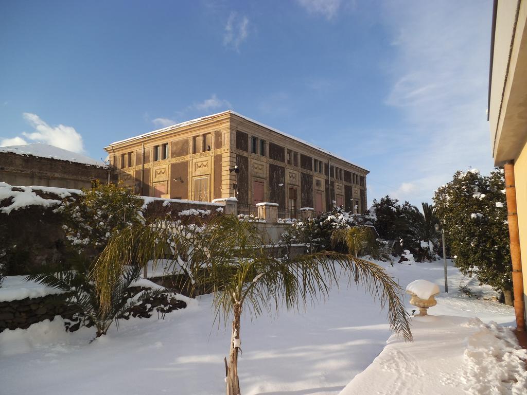 Etna Wine Azienda Agrituristica Passopisciaro 外观 照片
