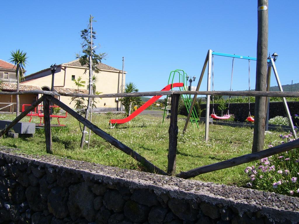 Etna Wine Azienda Agrituristica Passopisciaro 外观 照片