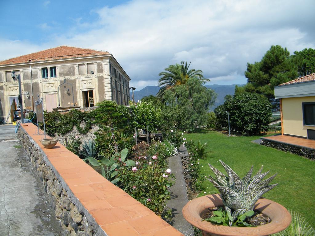 Etna Wine Azienda Agrituristica Passopisciaro 外观 照片